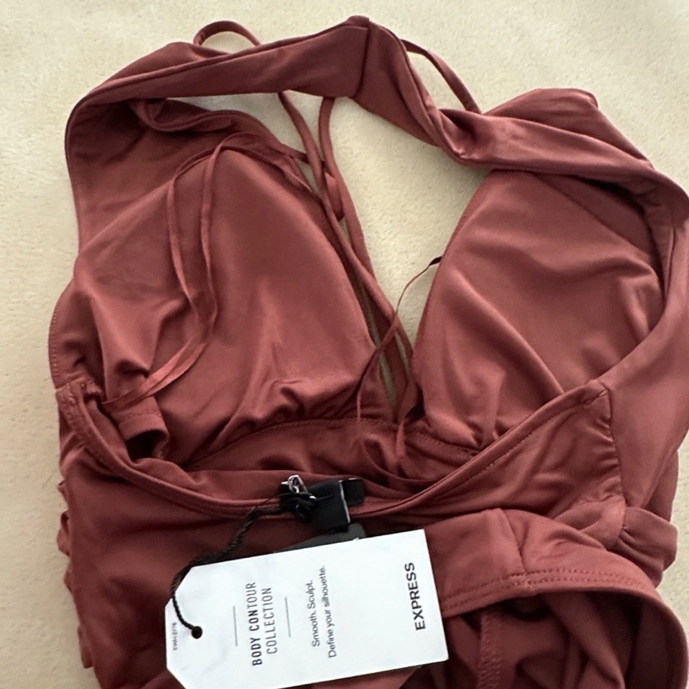 Express Bodysuit - Picture 9 of 10